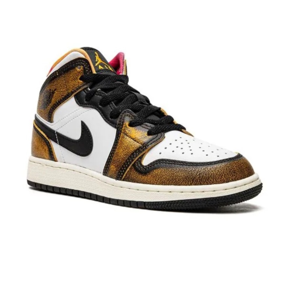 Air Jordan 1 Mid SE Sneakers